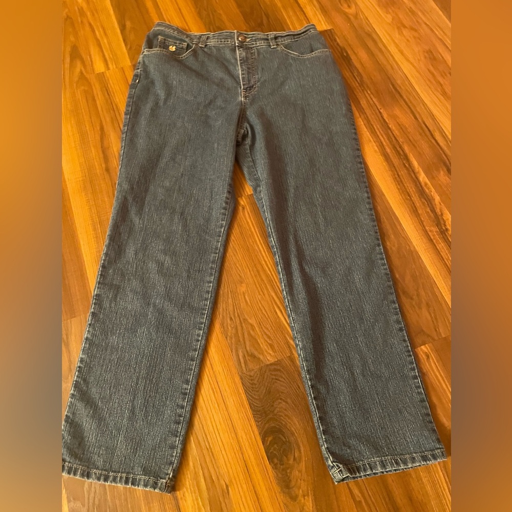 Super cute jeans